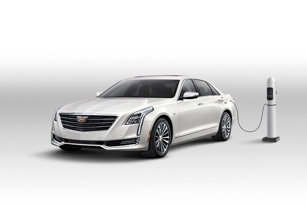 Cadillac CT6 Hybrid je v USA levnější než benzinová verze