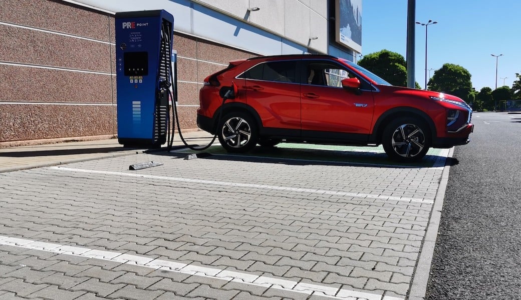 Spotřeba benzínu a elektrický dojezd plug-in hybridu Mitsubishi Eclipse Cross PHEV