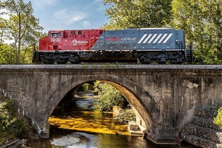 Wabtec prodal další čtyři výkonné bateriové lokomotivy