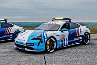 Porsche posiluje postavení ve Formuli E. Jeho Taycan se stal safety carem