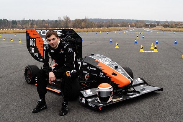 Bezpilotní studentská formule z ČVUT se představí na EXPO v Dubaji