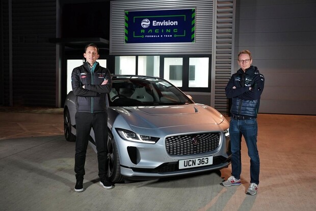 Z rivalů se stali partneři. Jaguar bude dodávat pohonné jednotky týmu Envision