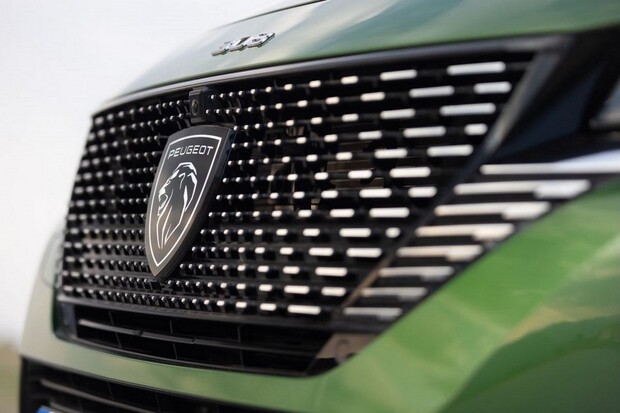 Peugeot odhaluje high-tech tajemství nového znaku vozu Peugeot 308