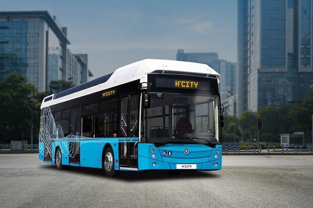 Praha začne testovat vodíkový městský autobus. Ještě letos