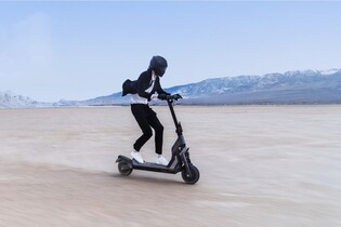 Segway se opět předvedl. Představil nejrychlejší koloběžku na světě