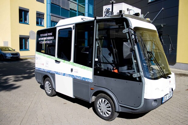 Brno zahájí pilotní provoz autonomního minibusu 