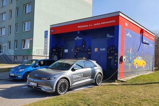 PRE zprovoznila u svých trafostanic další tři 22kW dobíjecí stanice