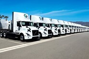 Volvo Trucks má další zářez. Získala rekordní objednávku na elektrotahače