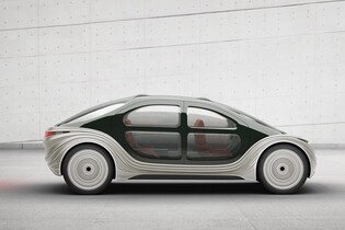 Rekordní kvartál Tesly, autonomní vůz z Číny nebo zvýhodnění elektromobilů v ČR