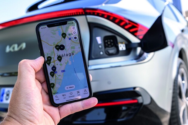 Kia nabízí k elektrifikovaným vozům Kia Charge Plus na rok zdarma s prémií 5 000 Kč