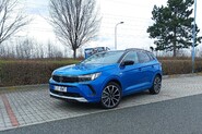 Test Opel Grandland Hybrid4 Ultimate – K dokonalosti má daleko