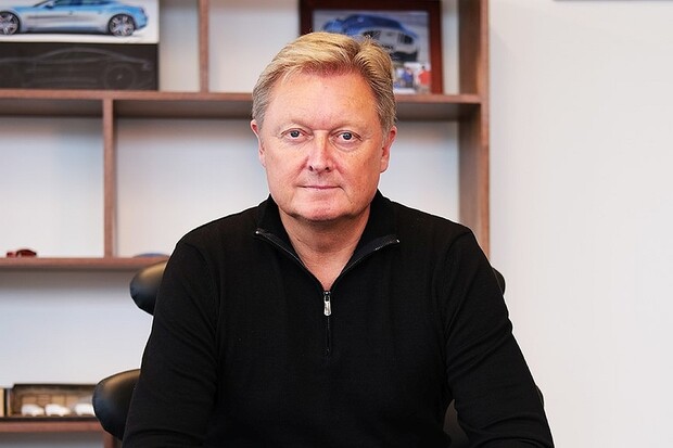 Fisker přináší zatím nejbližší pohled na připravovaný supersport Ronin