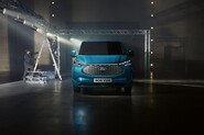 Ford posílá E-Transit Custom do terénu. Přibyl mu pohon všech kol