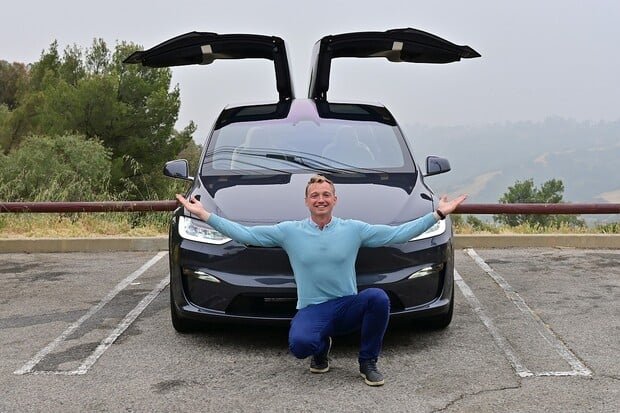 Na trhu přibývá ojetých elektromobilů, pokles cen se zastavil