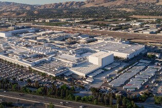 Další továrna Tesly bude v Mexiku. Posvětil to sám mexický prezident