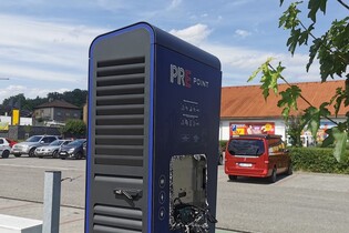 Za zničení rychlonabíjecí stanice PRE v Berouně hrozí pachateli rok ve vězení