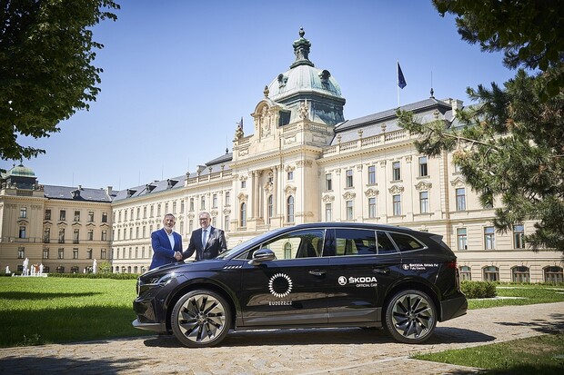 Předsednické Enyaqy už vyjíždějí. Česko budou reprezentovat před celou EU