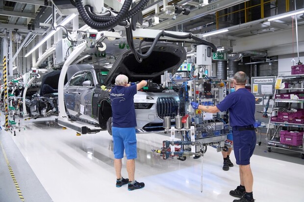 Výroba BMW i7 odstartovala. Kvůli němu se mění i celá továrna