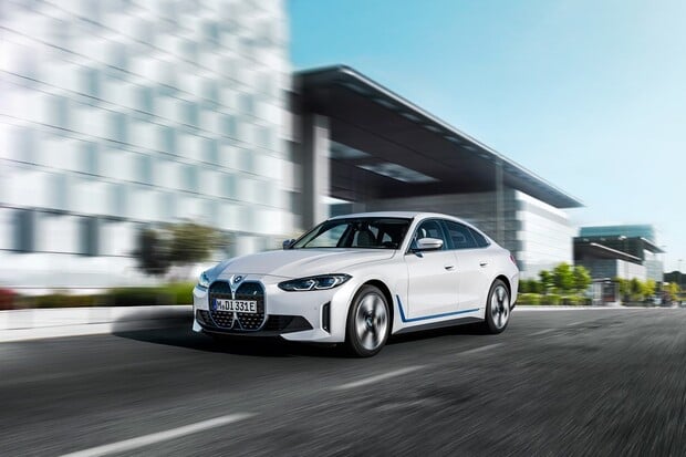 BMW připravuje další verzi modelu i4. Určena je pro ty méně náročné