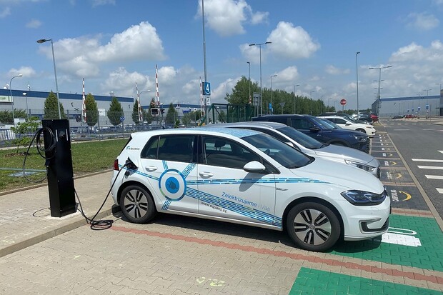 Amazon dává svým lidem volty zdarma