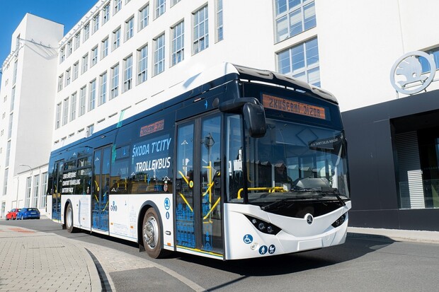 Škoda Transportation dodá do Ostravy dalších šest trolejbusů, budou i na baterky