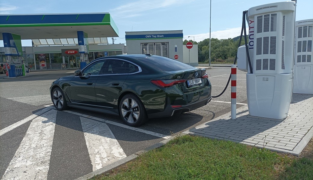Reálná spotřeba elektrické energie a dojezd u BMW i4 eDrive40