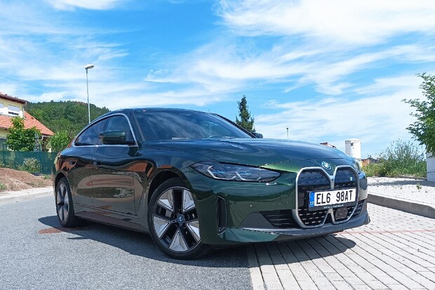 Hned tři elektrické modely od BMW zlobí náhlý reset řídicí jednotky