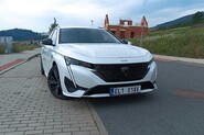 Test Peugeot 308 SW Hybrid 225 (2022) – Bez kompromisů to nejde