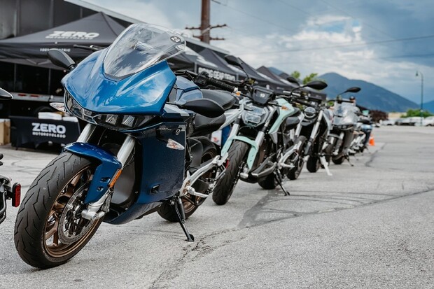 Zero Motorcycles pořádá veřejné testovací jízdy