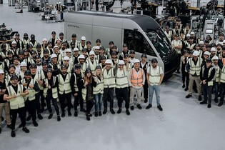 Arrival snížil laťku, první auto je ale hotové