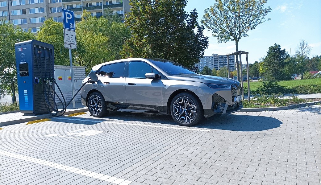 Reálná spotřeba elektrické energie a dojezd u BMW iX M60
