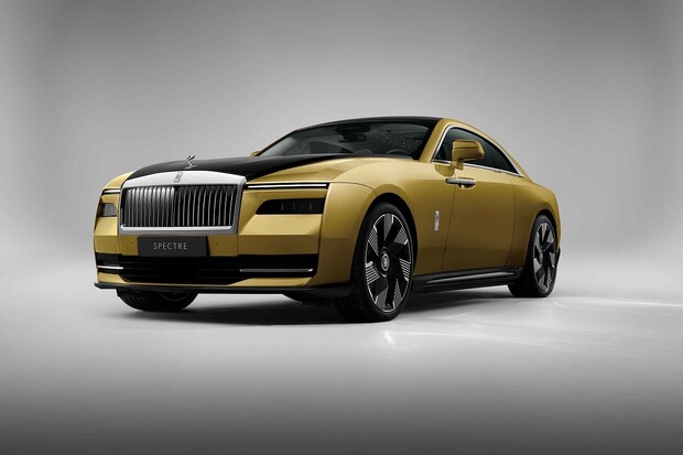Rolls-Royce odhaluje první plně elektrický model Spectre