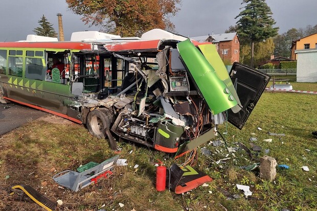 První vážná nehoda elektrobusu v Česku