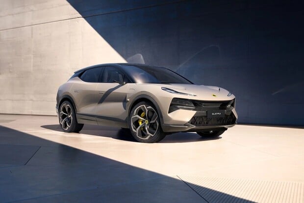 Elektrický pick-up, další levný elektromobil míří do Evropy a elektromobil Lotus