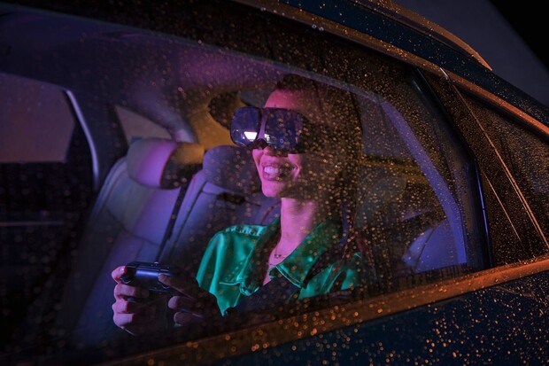 Virtuální realita Holoride pro vozy Audi jde na trh. Víme, kolik bude stát