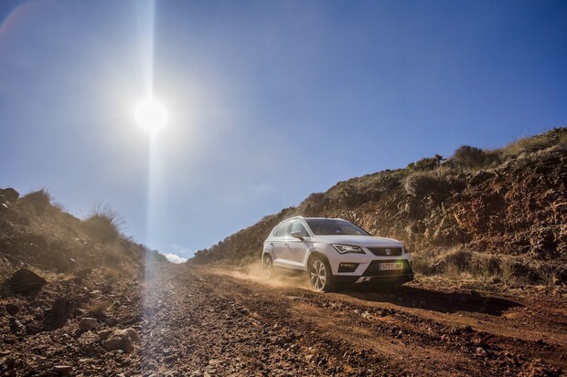 Prvním elektrickým SEATem bude Leon nebo Ateca