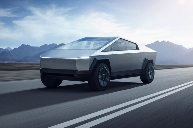 Tesla Cybertruck má další svolávací akci, která má poměrně komickou příčinu