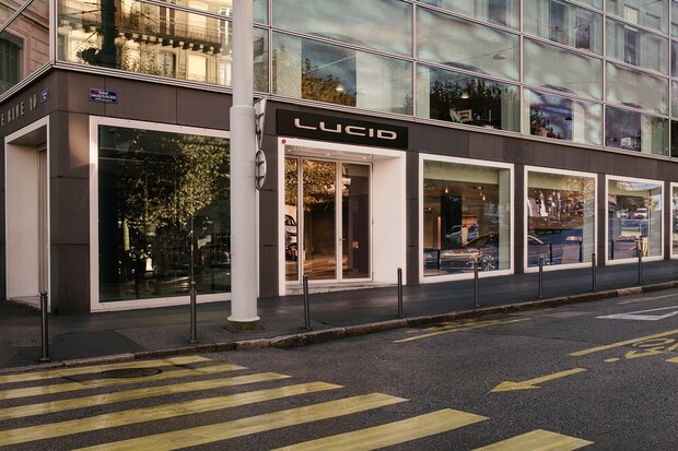 Lucid vykazuje ztrátu, ale s miliardovým polštářem pro budoucnost