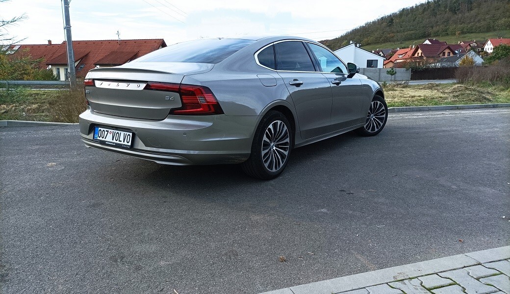 Volvo S90 B4 (2022)