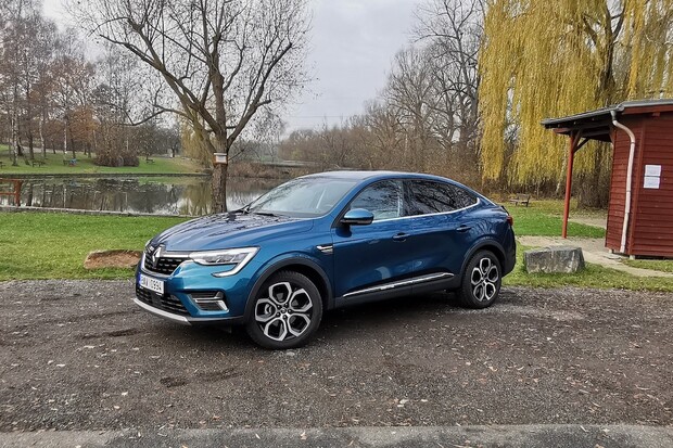 Testujeme spotřebu crossoveru Renault Arkana E-Tech Hybrid