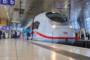 DB uvedly novou generaci rychlovlaku ICE. Jezdí 320 km/h a nebrání telefonování