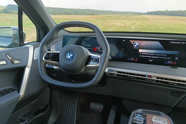 Firmy BMW a Valeo navázaly strategickou spolupráci. Ocení to méně šikovní řidiči