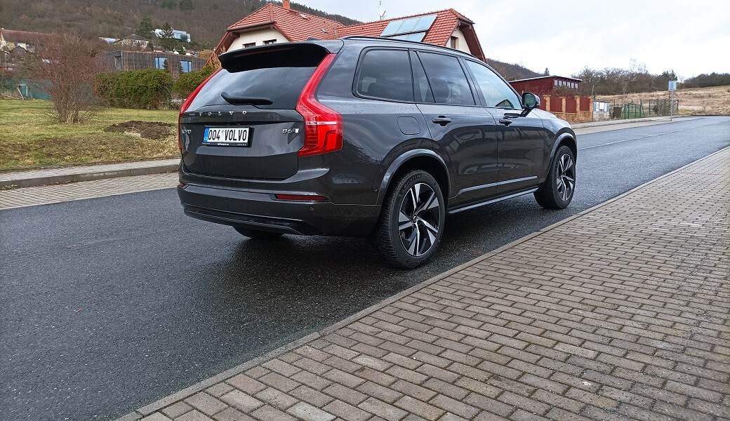 Volvo XC90 B6 Polestar Engineered (2023)