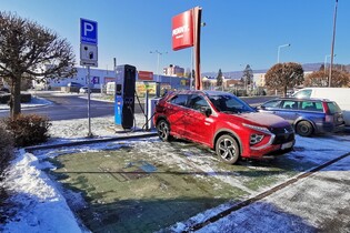 Jak rychle se nabíjí Mitsubishi Eclipse Cross PHEV?