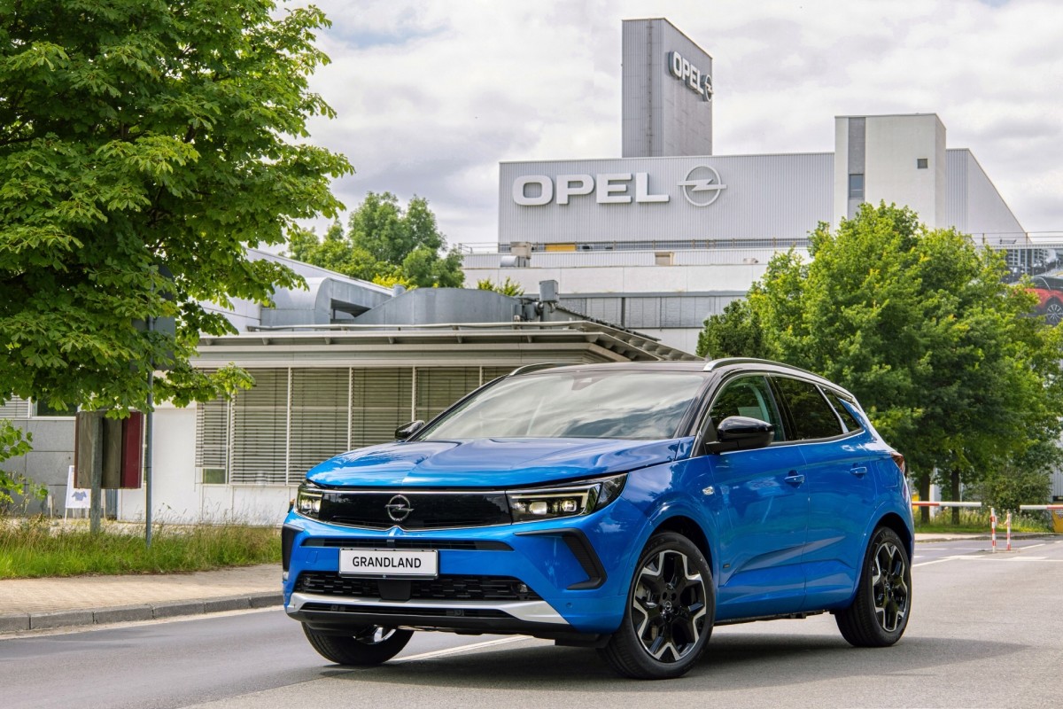 Opel investuje v Eisenachu, ve městě Wartburgů bude vyrábět ...