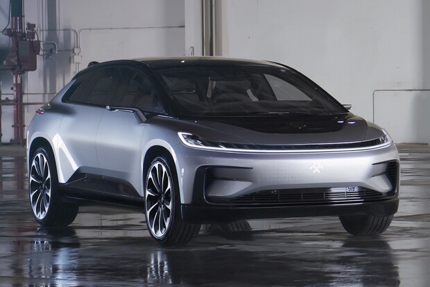 Na kolik by vyšel Faraday Future 91 v ČR?