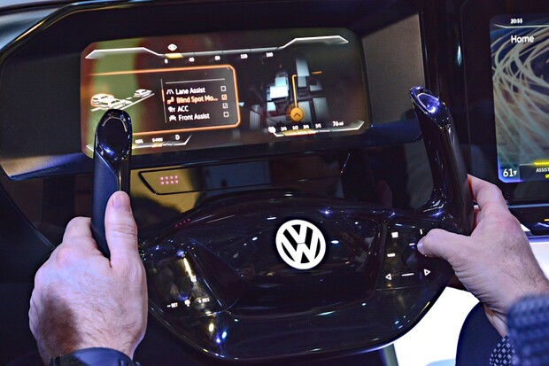 Takto mají v budoucnosti vypadat přístrojovky vozů Volkswagen