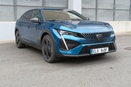 Test Peugeot 408 Hybrid 225 GT – Lvíče s kufrem