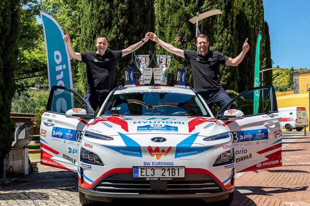 Čeští reprezentanti vyhráli eco-rally v Portugalsku a jsou v čele světového poháru