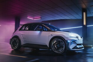 Pocta Kenu Blockovi. Alpine A290_ß chce být nejlepší driftovací předokolkou světa